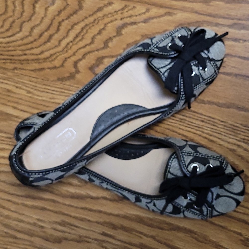 Coach Flats Size 8 - MAKE OFFER